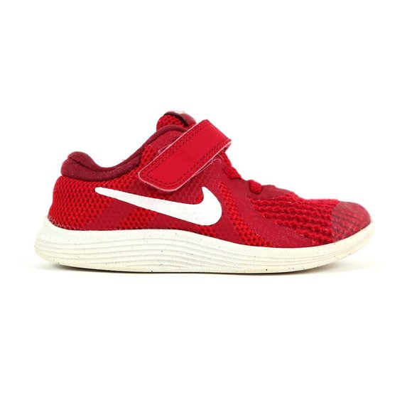NIKE revolution sneakers, little kid size 10